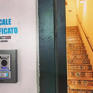Alojamento de Acomodação e Pequeno-almoço Bedda Mari &