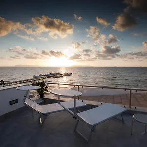 Sunset Nocleg ze śniadaniem