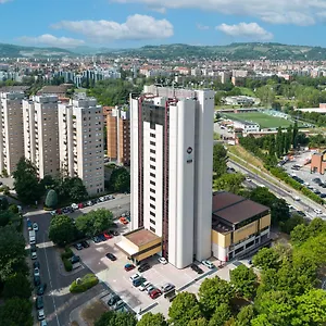 Western Tower 4*, Bolonia Włochy